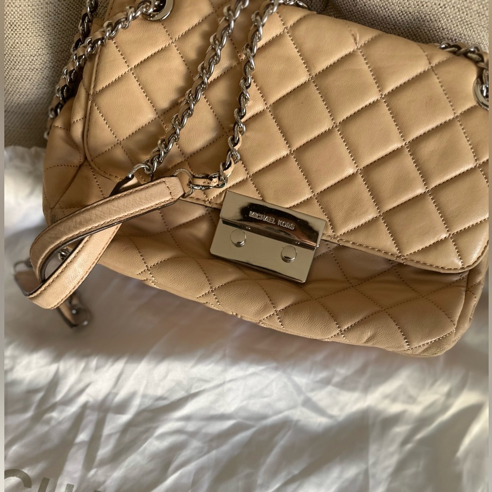Nude Michael Kors Shoulder bag